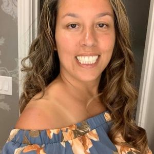 Meet your Posher, April